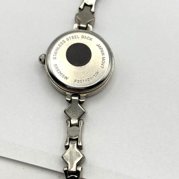 Y2K Crystal Quartz Watch - Picture 5 of 5